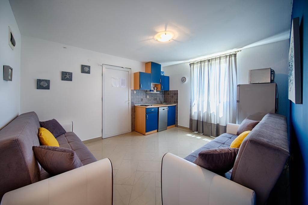 Apartments Perla 卢卡瓦克 外观 照片
