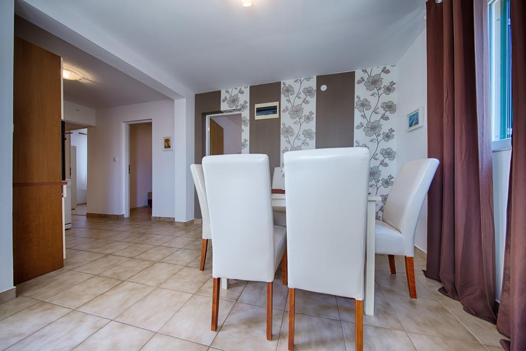 Apartments Perla 卢卡瓦克 外观 照片